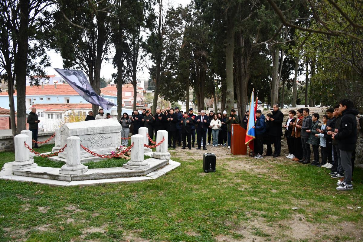 Namık Kemal Vefatının 136. Yılında Mezarı Başında Anıldı