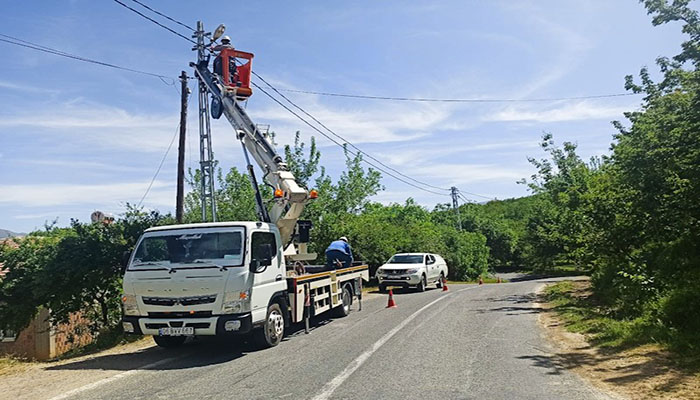 Fırat Edaş Tam Kapanmada Ekipleri İle 7/24 Görevinin Başında