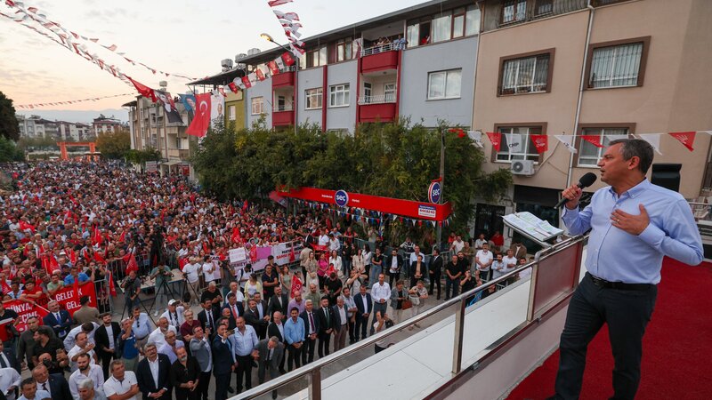 Özgür Özel: "Staj ve Çıraklık Mağdurları Adalet İstiyor"