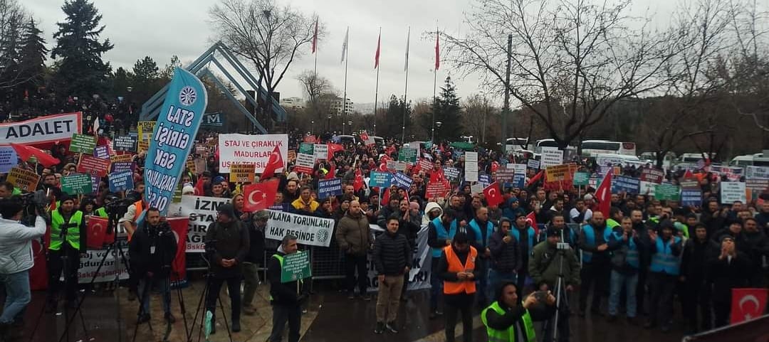 STAJ VE ÇIRAKLIK MAĞDURLARINI DURDURABİLENE AŞK OLSUN!